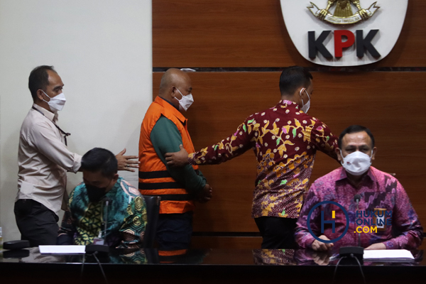 Ketua KPK Firli Bahuri saat jumpa pers di Gedung KPK, Jakarta, Kamis (6/1). Foto: RES