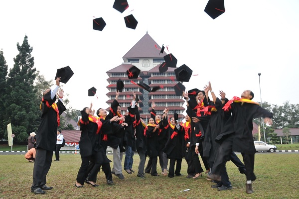 Ilustrasi lulusan fakultas hukum. Foto: Istimewa