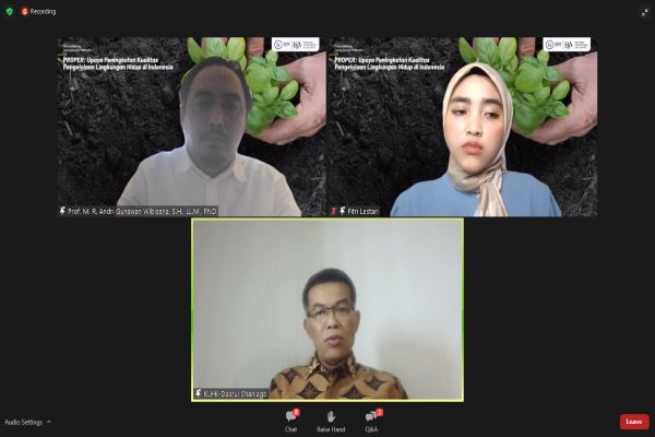 Diskusi bertajuk 'Hukumonline Compliance Talks #2 PROPER: Upaya Peningkatan Kualitas Pengelolaan Lingkungan Hidup di Indonesia', Jumat (18/3/2022). Foto: 