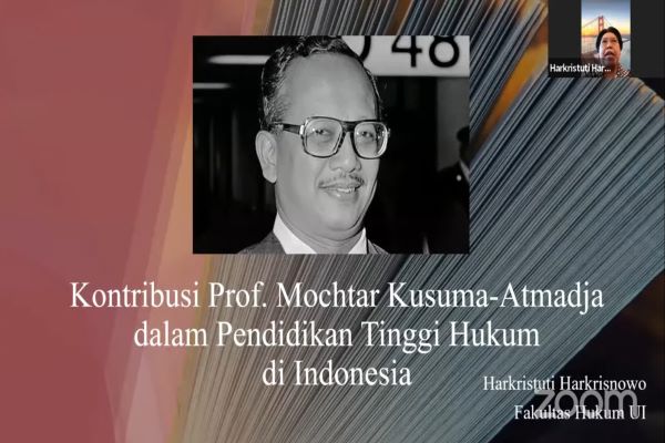 Guru Besar Hukum Pidana FH UI Prof Harkristuti Harkrisnowo dalam Webinar Prof Mochtar Kusumaatmadja dan Kontribusinya Bagi Hukum Indonesia, Selasa (7/6/2022). Foto: FKF