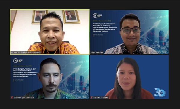Hukumonline bersama SSEK Indonesian Legal Consultants menyelenggarakan webinar dengan topik Perlindungan, Fasilitasi dan Pencatatan terhadap Penanaman Modal Indonesia di Luar Negeri berdasarkan Peraturan Terbaru, pada Kamis (14/7). Foto: MJR