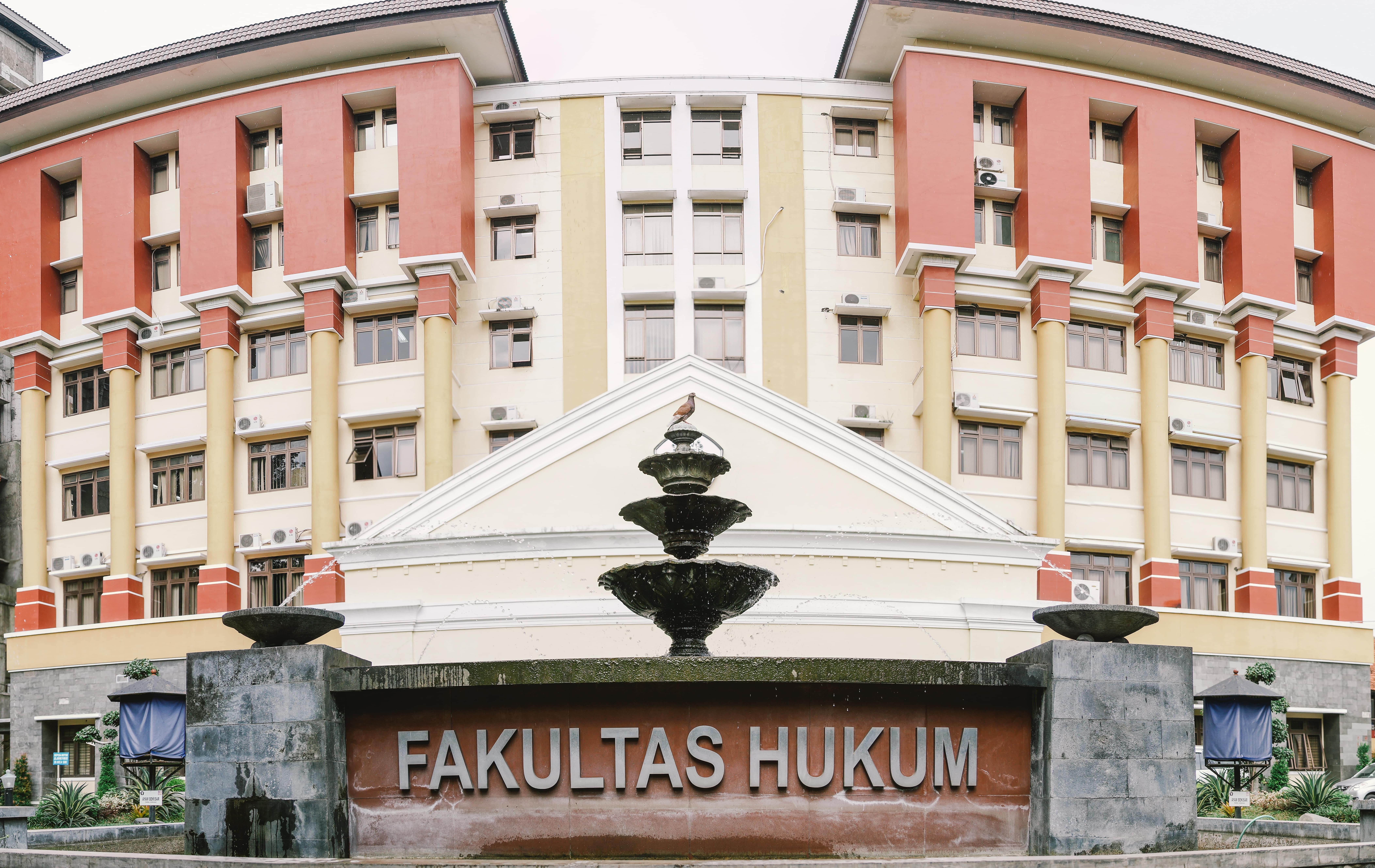 Gedung Fakultas Hukum Universitas Brawijaya. Foto: www.fh.ub.ac.id