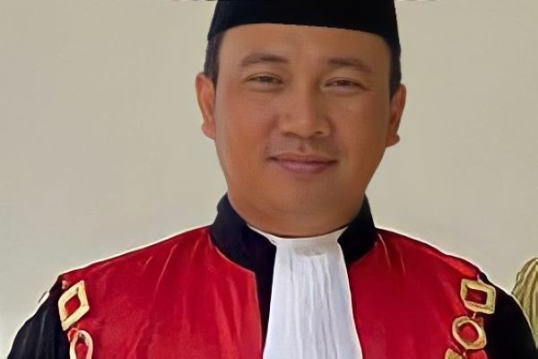 Ketua Pengadilan Negeri Pasuruan Haries Suharman Lubis. Foto: Istimewa