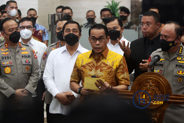 Direktur Tindak Pidana Umum (Dirtipidum) Bareskrim Polri Brigjen Pol Andi Rian Djajadi kepada wartawan di Mabes Polri, Jumat (19/8/2022). Foto: RES