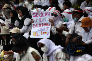 Ratusan Nakes Honorer Demo Tuntut Pengangkatan Jadi ASN