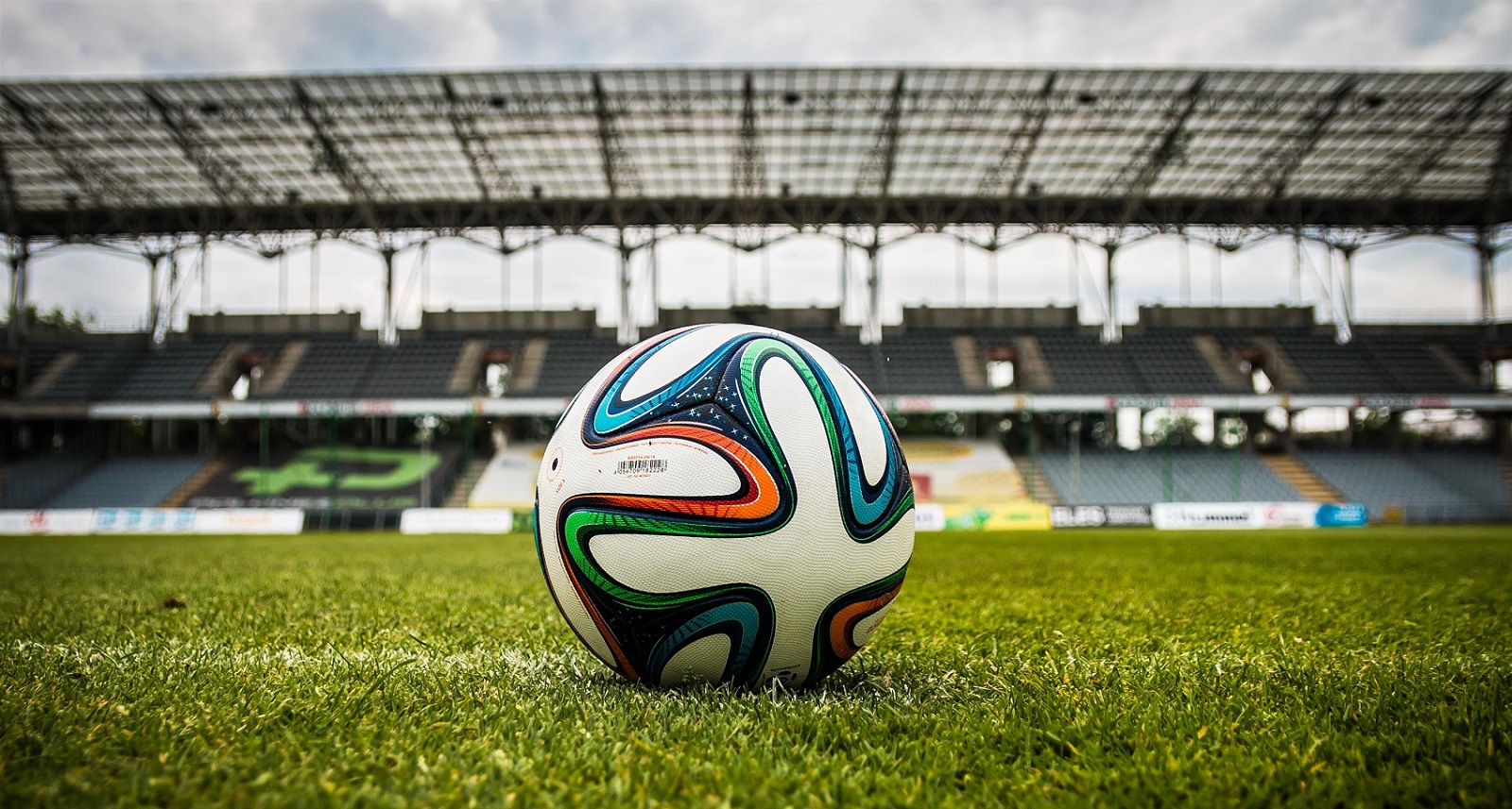 Kedudukan Aturan FIFA Sebagai Sumber Hukum dalam Sepak Bola Indonesia