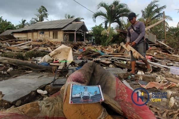 Ilustrasi bencana alam yang disebabkan gempa bumi. Foto: RES