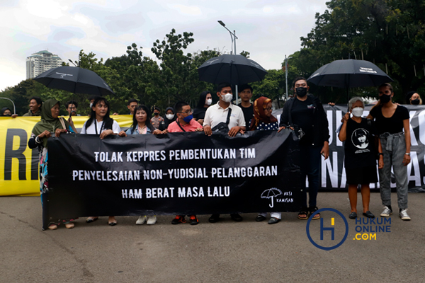 Demo Depan Istana Presiden, Koalisi Masyarakat Sipil Kecam RKUHP Mau Disahkan 6.jpg