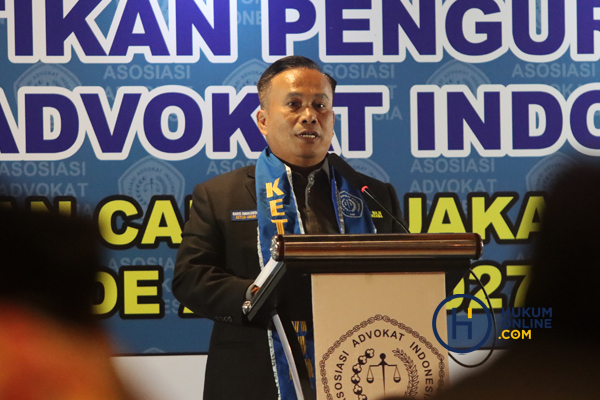 Ketua Umum DPP AAI, Ranto P. Simanjuntak saat memberi sambutan dalam acara pelantikan ke-50 Pengurus DPC AAI Jakarta Pusat, Senin (12/12/2022) malam. Foto: RES