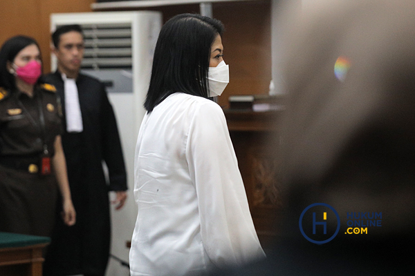 Dituntut 8 Tahun Penjara Oleh Jaksa, Putri Candrawathi Divonis Hakim 20 Tahun Penjara 6.jpg