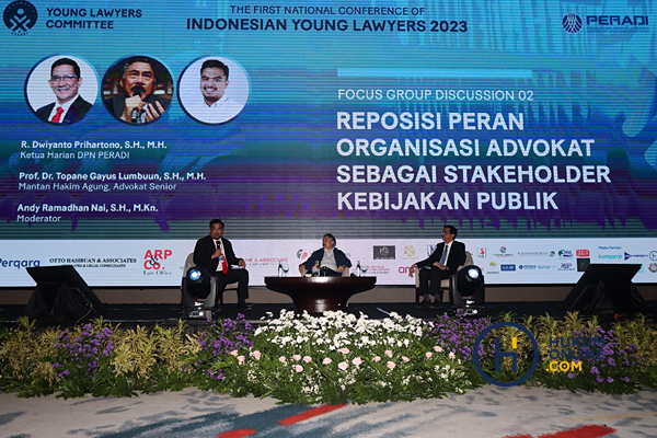 Narasumber dalam Focus Group Discussion 2 National Conference of Indonesian Young Lawyers 2023 bertajuk 'Reposisi Peran Organisasi Advokat sebagai Stakeholder Kebijakan Publik', Kamis (23/2/2023). Foto: RES