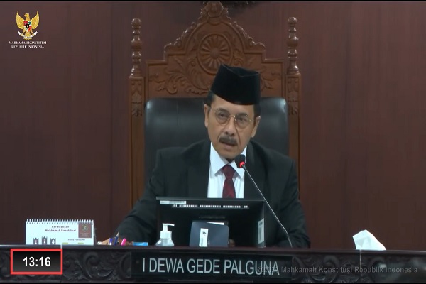 Ketua Majelis Kehormatan MK Dr. I Dewa Gede Palguna dalam Sidang Pembacaan Keputusan Majelis Kehormatan MK No.1/MKMK/T/02/2023, Senin (20/3/2023).