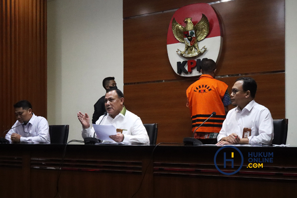 Eks Pejabat Pajak Rafael Alun Trisambodo Akhirnya Ditahan KPK 5.jpg