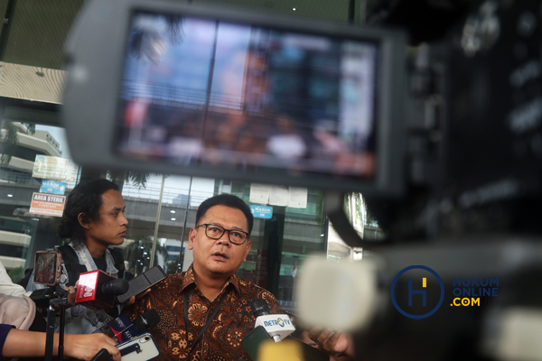 Brigjen Endar Laporkan Firli Bahuri dan Sekjen KPK ke Dewan Pengawas 4.jpg