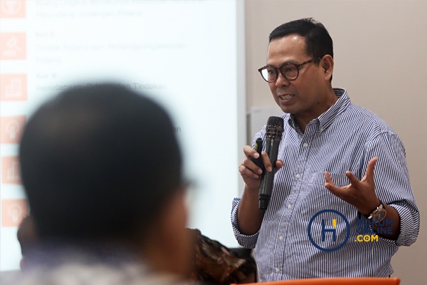 Guru Besar Pidana Fakultas Hukum Universitas Indonesia Topo Santoso, dalam sebuah diskusi, Kamis (06/04/2023). Foto: RES