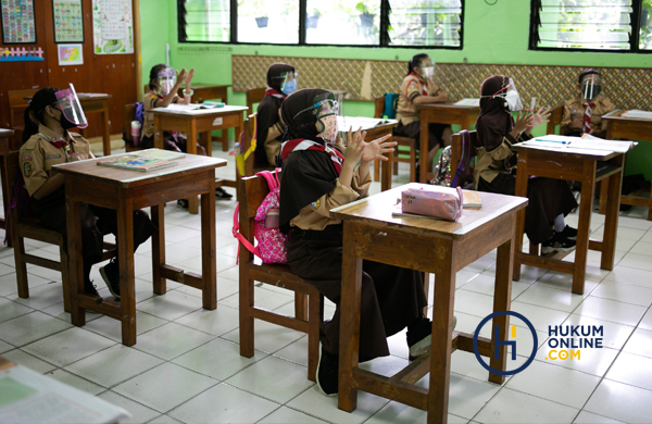 Setiap warga negara berhak mendapat pendidikan. Ilustrasi foto: RES