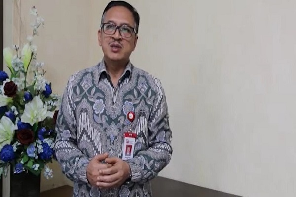 Kepala Departemen Literasi Inklusi Keuangan dan Komunikasi OJK Aman Santosa. Foto: Tangkapan layar youtube