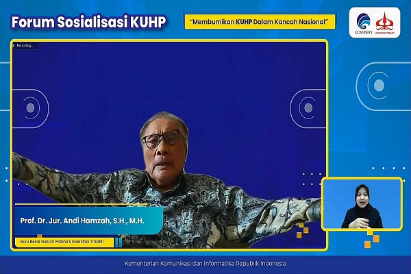 Guru Besar Hukum Pidana Fakultas Hukum Universitas Trisakti Prof Andi Hamzah. Foto: Tangkapan layar youtube.