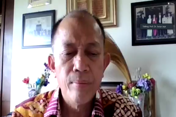 Hakim Agung Prof Surya Jaya dalam diskusi bertema Menyoal Perampasan Aset: Urgensi UU Perampasan Aset di Indonesia, Senin (12/6/2023). Foto: ADY