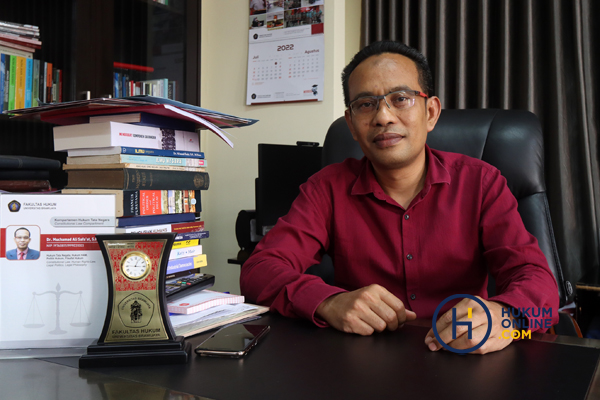 Guru Besar Hukum Tata Negara FH Universitas Brawijaya Prof. Muchamad Ali Safa'at. Foto: RES