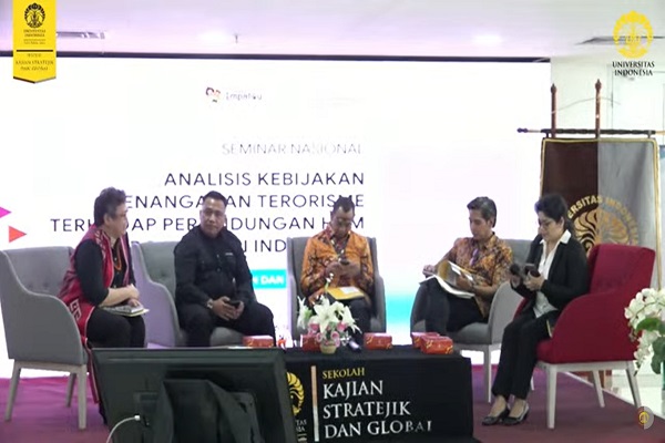 Diskusi bertema Analisis Kebijakan Penanganan Terorisme Terhadap Perlindungan HAM Warga Sipil Indonesia:Pembelajaran dan Prraktik Baik, Senin (17/7/2023). Foto: ADY