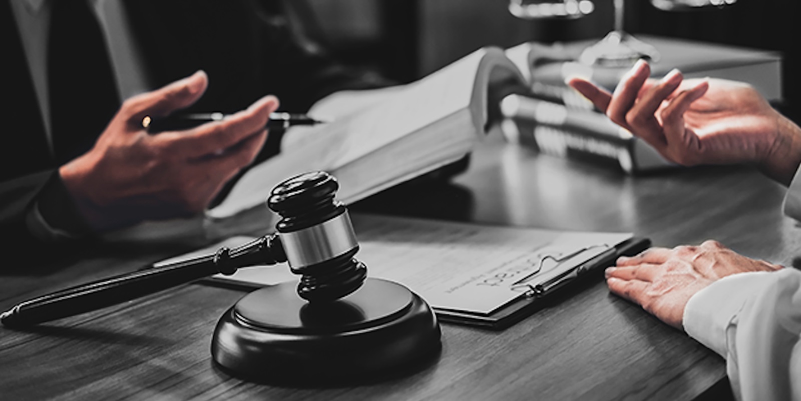 Jejak Kasus Hukum Akibat Success Fee Advokat Tak Dibayarkan Klien