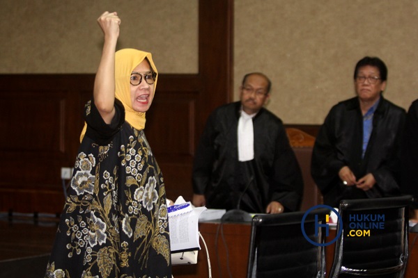 Karen Agustiawan di Pengadilan Tipikor Jakarta, pada Juni 2019. Foto: RES