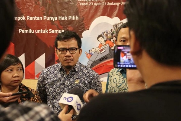  Komisioner Pengkajian dan Penelitian Komnas HAM, Saurlin P Siagian. Foto: Instagram Saurlin P Siagian