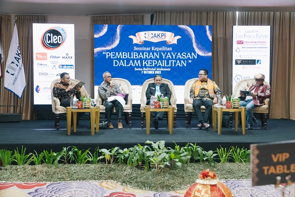 Seminar AKPI bertema Pembubaran Yayasan Dalam Kepailitan, Sabtu (7/10), di Makassar. Foto: Istimewa