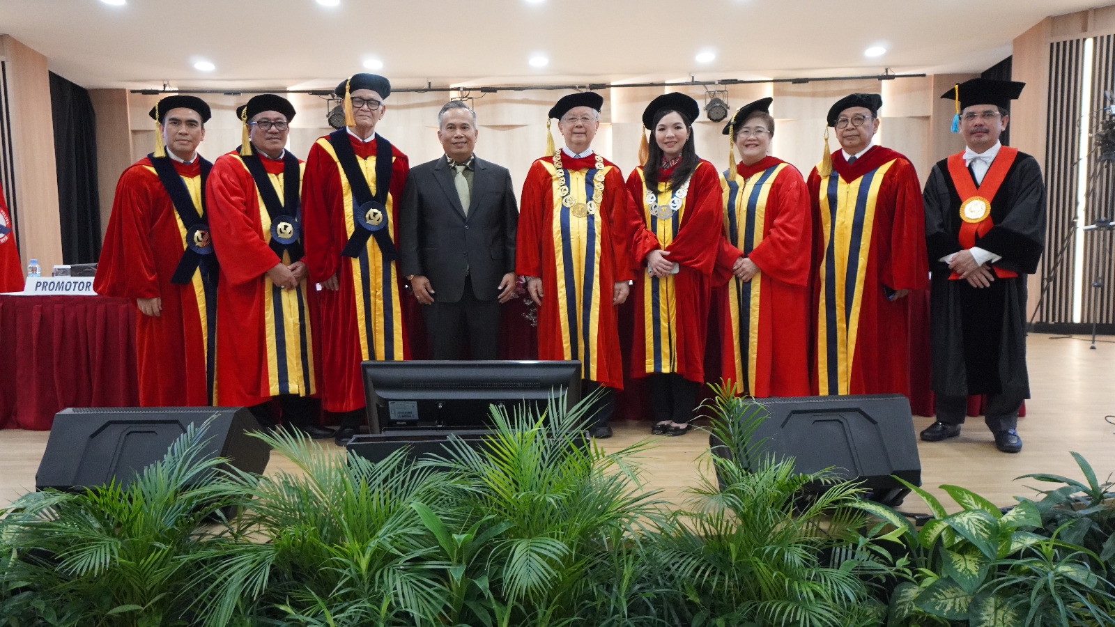 Dr. Ranto Simanjuntak, S.H., M.H. menjadi Doktor Ilmu Hukum ke-151 di Universitas Pelita Harapan.  Foto: istimewa.