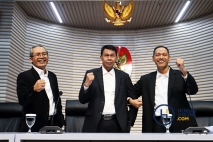 Usai Dilantik, Ketua KPK Sementara Nawawi Pomolango Gelar Konferensi Pers Perdana