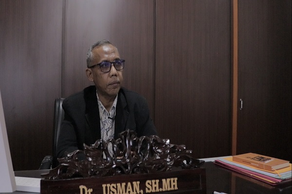 Dekan Fakultas Hukum Universitas Jambi, Usman. Foto: Reza