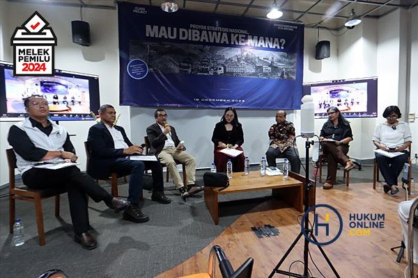 Debat capres-cawapres 2024 bertema Pembangunan Strategis Nasional (PSN) Mau Dibawa Kemana? yang diwakili masing-masing tim kampanye, digelar STH Indonesia Jentera, Senin (18/12/2023) kemarin. Foto: RES
