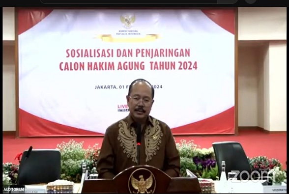 Ketua KY Amzulian Rifai dalam acara Sosialisasi dan Penjaringan Calon Hakim Agung Tahun 2024, Kamis (1/2/2024). Foto: Tangkapan Layar Youtube KY 