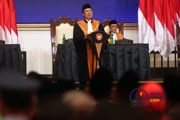 Ketua MA, Prof Muhammad Syarifuddin dalam Sidang Istimewa Laporan Tahunan MA RI Tahun 2023 di Jakarta, Selasa (20/2/2024). Foto: RES