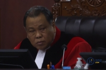 Dissenting, Prof Arief Hidayat: Pilpres 2024 Gaduh, Presiden dan Aparaturnya Cawe-Cawe