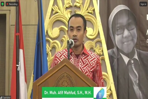 Dosen FH Undip Dr. Muh. Afif Mahfud dalam Seminar Nasional Islamic Law Fair 2024, Jumâ€™at (7/6/2024). 
