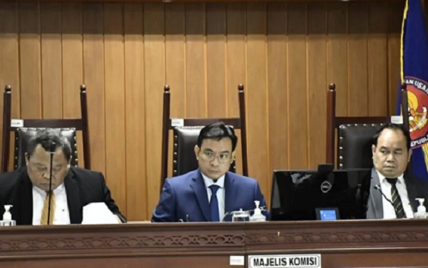 KPPU kembali menggelar sidang perkara PT Shopee International Indonesia (Shopee) dan PT Nusantara Ekspres Kilat (Shopee Express), Selasa (25/6). Foto: Istimewa