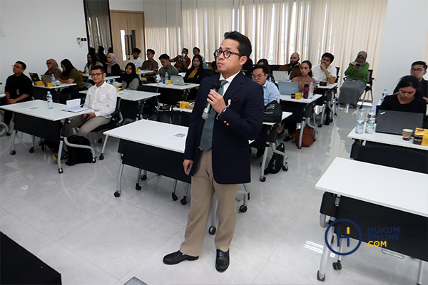 Bimbingan Kerja untuk Fresh Graduate Hukum
