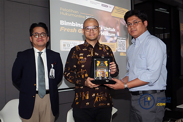Bimbingan Kerja untuk Fresh Graduate Hukum