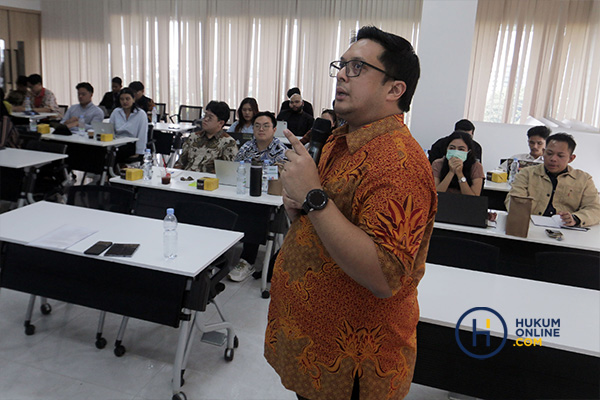 Bimbingan Kerja untuk Fresh Graduate Hukum