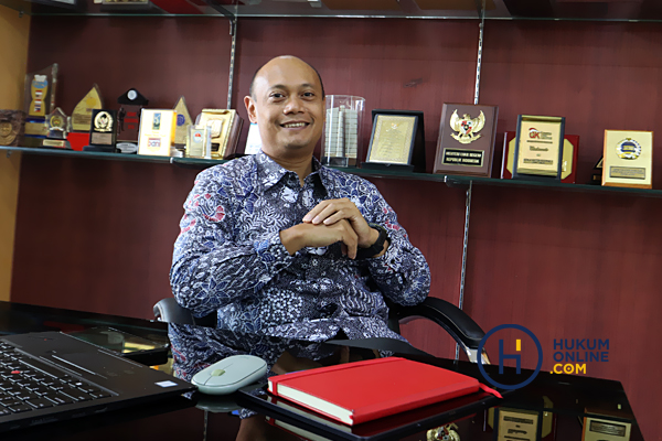 Dekan Fakultas Hukum Universitas Airlangga Iman Prihandono. Foto: RES