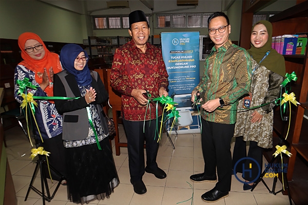 Mou Serta Peresmian Holcorner di FH UIN Sunan Kalijaga Yogyakarta 2.jpg