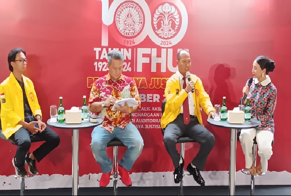Acara talkshow Dies Natalis ke-100 tahun FHUI, Rabu (23/10). Foto: CR 33