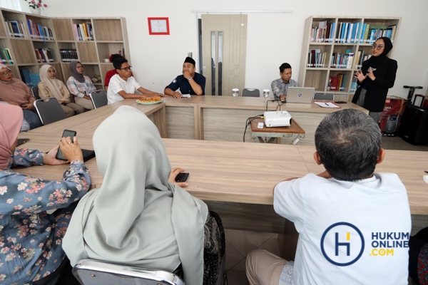 FH UNISBA Terima Penghargaan Top Law Schools 2024 dan Sosialisasi university solutions-4.jpg