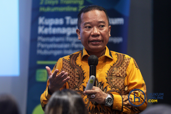 Advokat spesialisasi ketenagakerjaan, Juanda Pangaribuan dalam acara 2 Days Training Hukumonline, Kupas Tuntas Hukum Ketenagakerjaan, Rabu (30/10/2024). Foto: RES