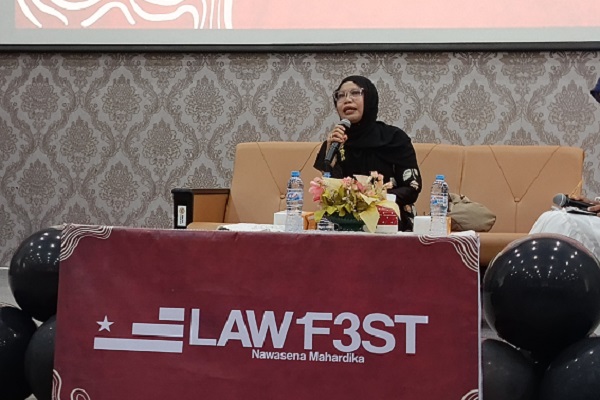 Dosen Fakultas Hukum Universitas Lambung Mangkurat (FH ULM), Lies Ariany. Foto: Istimewa