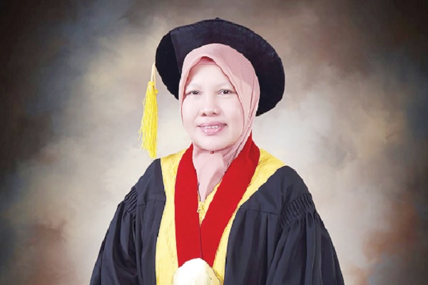 Prof Dr Iza Rumesten RS SH MHum. Foto: Istimewa