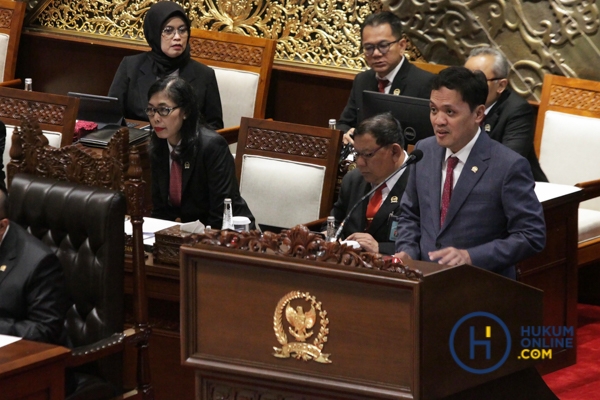 Rapat Paripurna DPR RI Menetapkan Pimpinan dan Dewas KPK 2024-2029-3.jpg