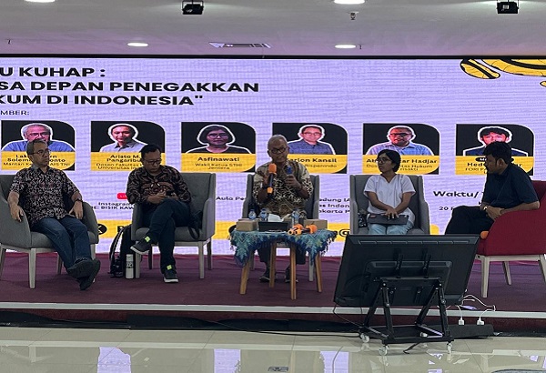 Seminar bertajuk ‘RUU KUHAP dan Masa Depan Penegakan Hukum di Indonesia’ di Kampus UI Salemba, Kamis (20/2). Foto: HAN